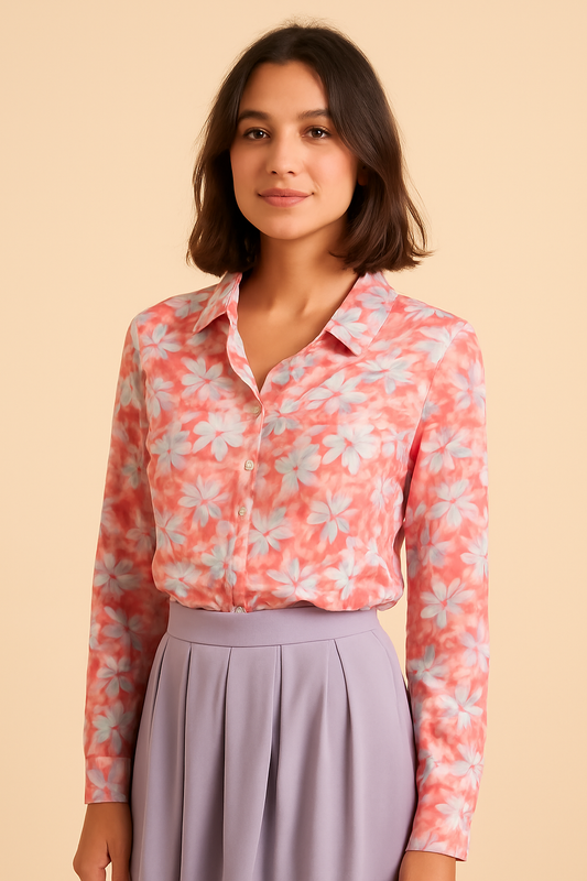 Blouse met zachte roze bloemenprint