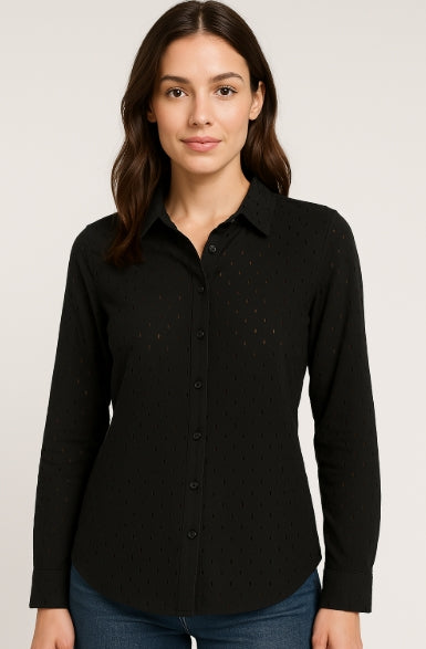 Zwarte Vegas Blouse met Delicate Oogjespatroon, Polyester met Spandex voor Comfort – Verkrijgbaar in 5 Maten - Mapsy B.V