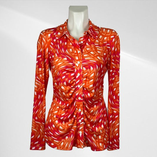 Angelle Milan – Metallic-rote Bluse aus Reisestoff für Damen – Reisestoff – atmungsaktiv – knitterfrei – nachhaltig – in 5 Größen!
