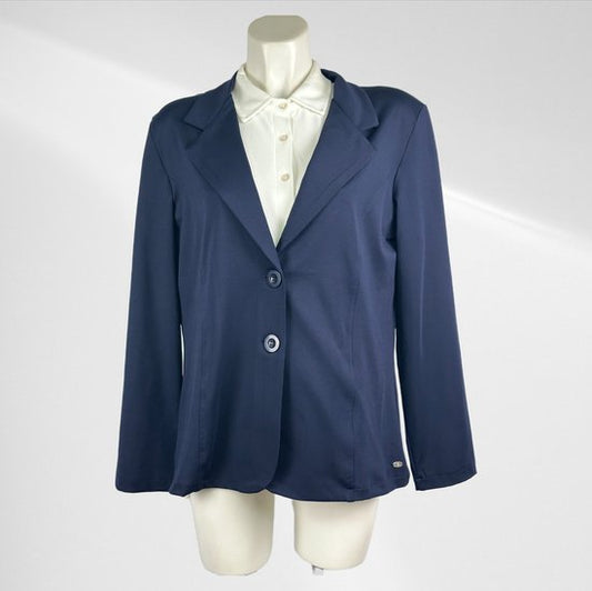 Angele Milan Plus Size Reisestoff-Blazer – Marineblau – Stilvoll und bequem – Fließender Reisestoff – Bügelfrei und maschinenwaschbar – In 4 großen Größen!