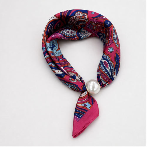 HS Parelsjaal Satijnprint - Meerdere Prints - Fuchsia Paisley - vooraanzicht