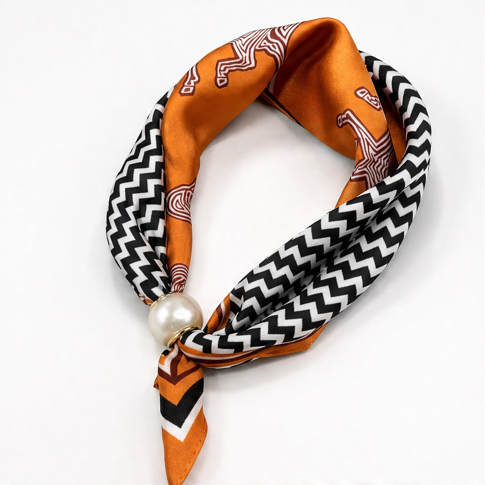 HS Parelsjaal - Meerdere Prints - Oranje Zwart Zigzagprint - zijaanzicht