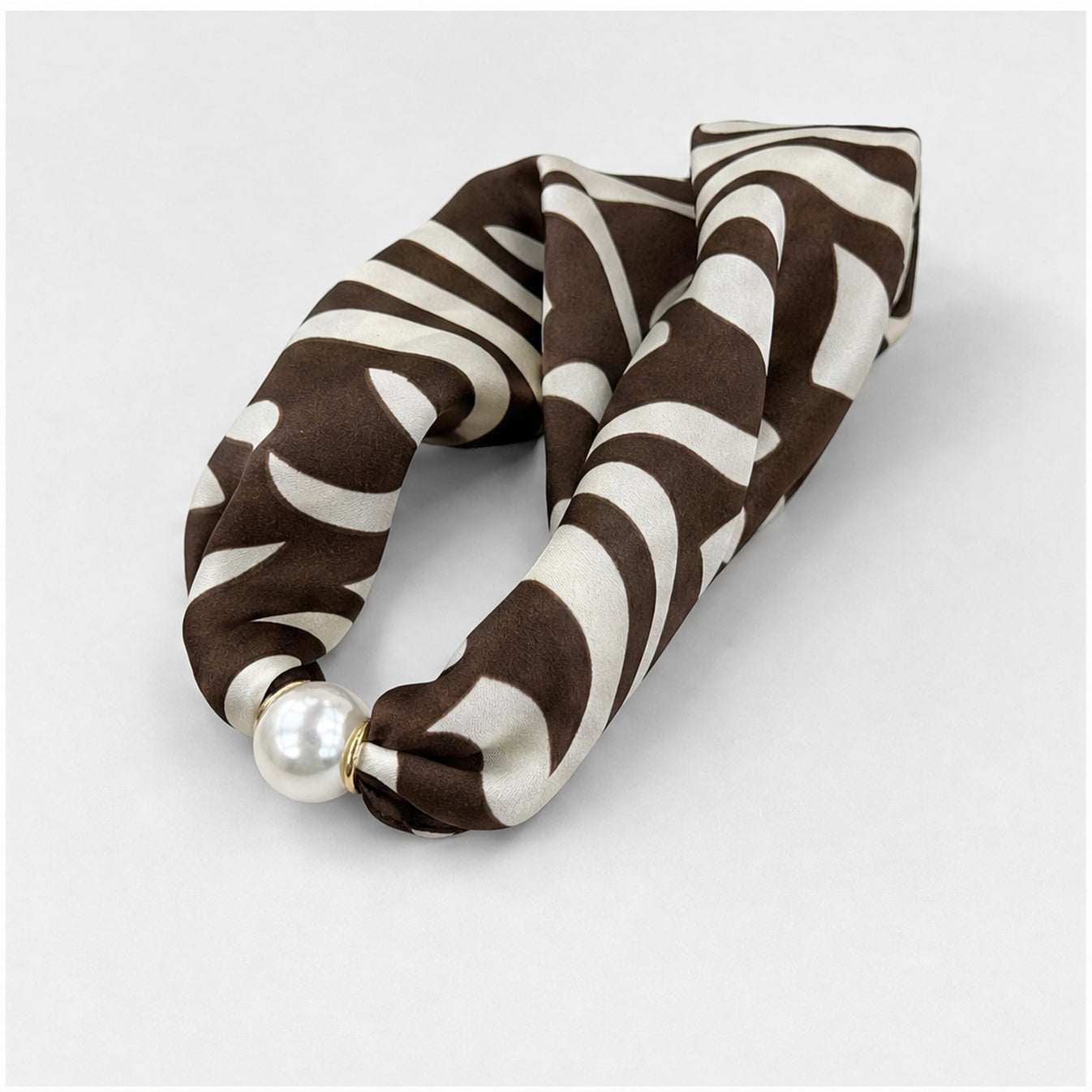 HS Parelsjaal Zebraprint - Meerdere Kleuren - Bruin Zebraprint - zijaanzicht