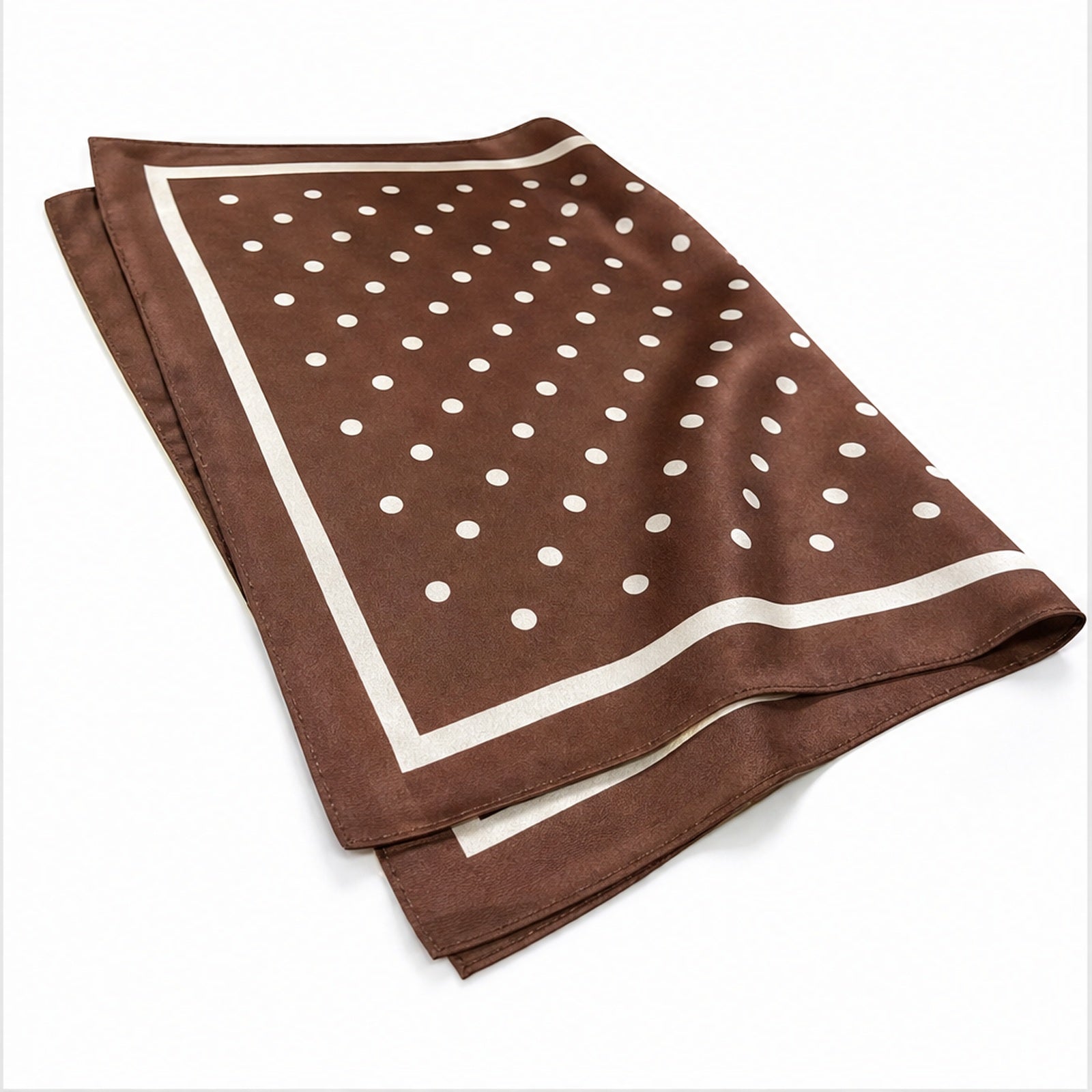 HS 70x70 Satijnen Look Sjaal Stippenprint - Meerdere Kleuren - Bruin Witte Stippen - zijaanzicht