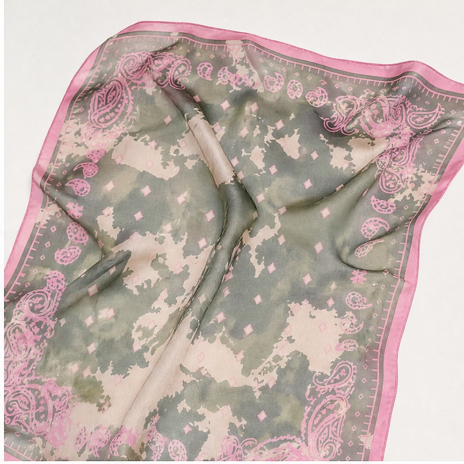 HS Zijde Look Sjaal 70x70 - Legergroen Paisley Roze Rand - achteraanzicht