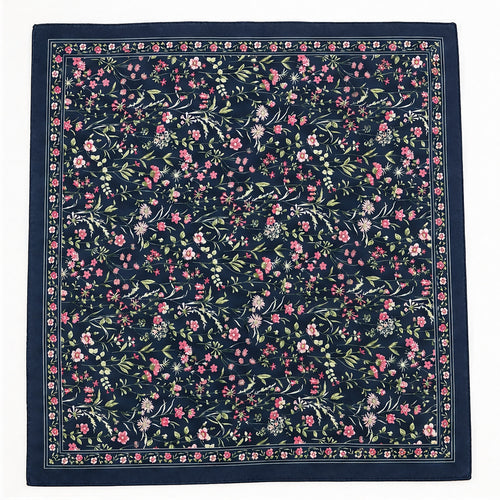 HS 70x70 Satijnen Look Sjaal Bloemenprint - Meerdere Prints - Navy Bloemenprint - achteraanzicht