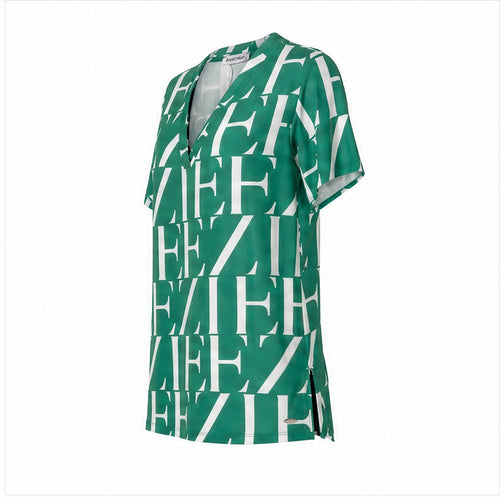 Angelle Milan Shirt - Groen Wit Letterprint - zijaanzicht