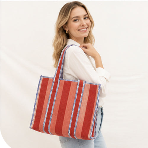 HS Red Check Striped - op model