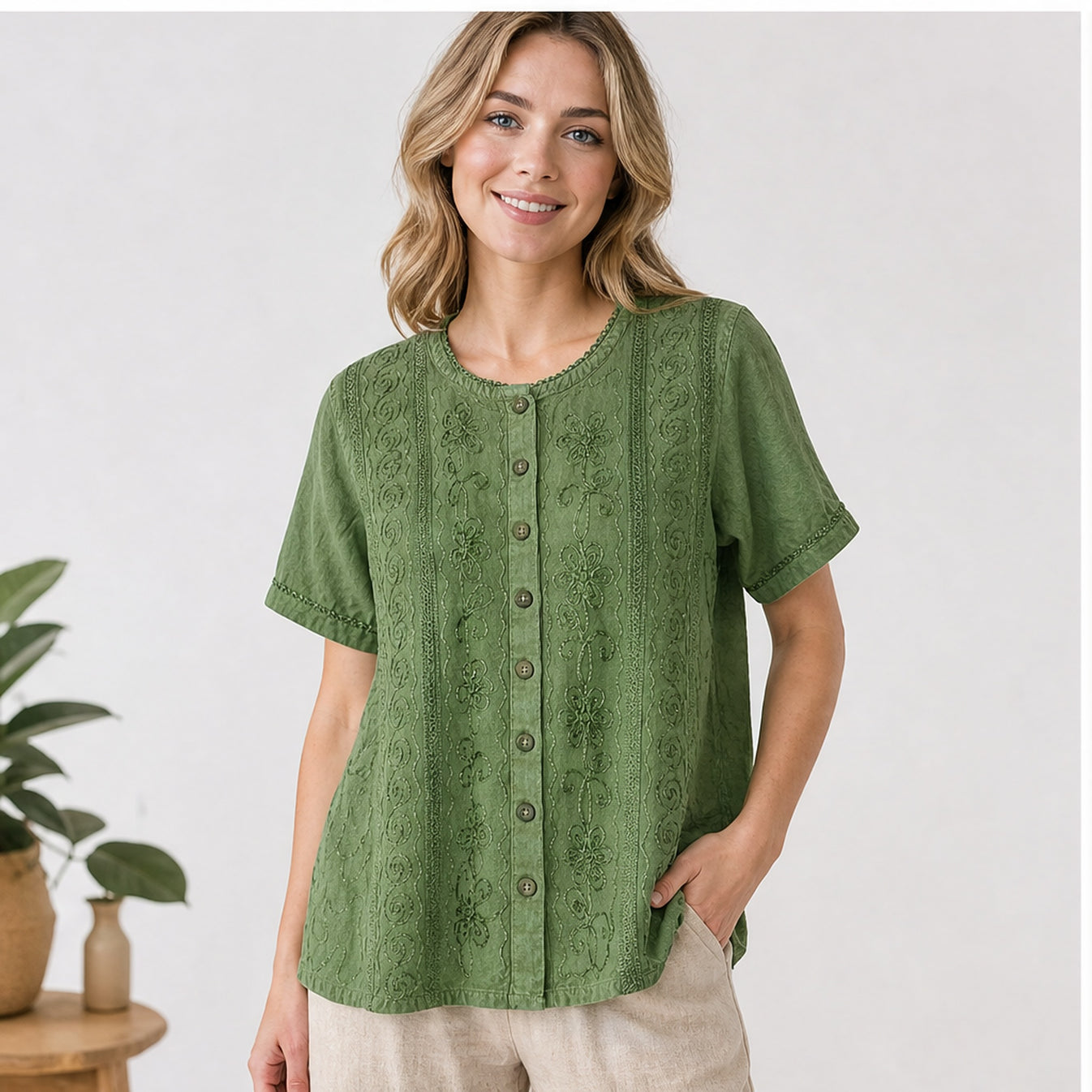 HS Top Handmade India - Meerdere Kleuren - Groen - op model