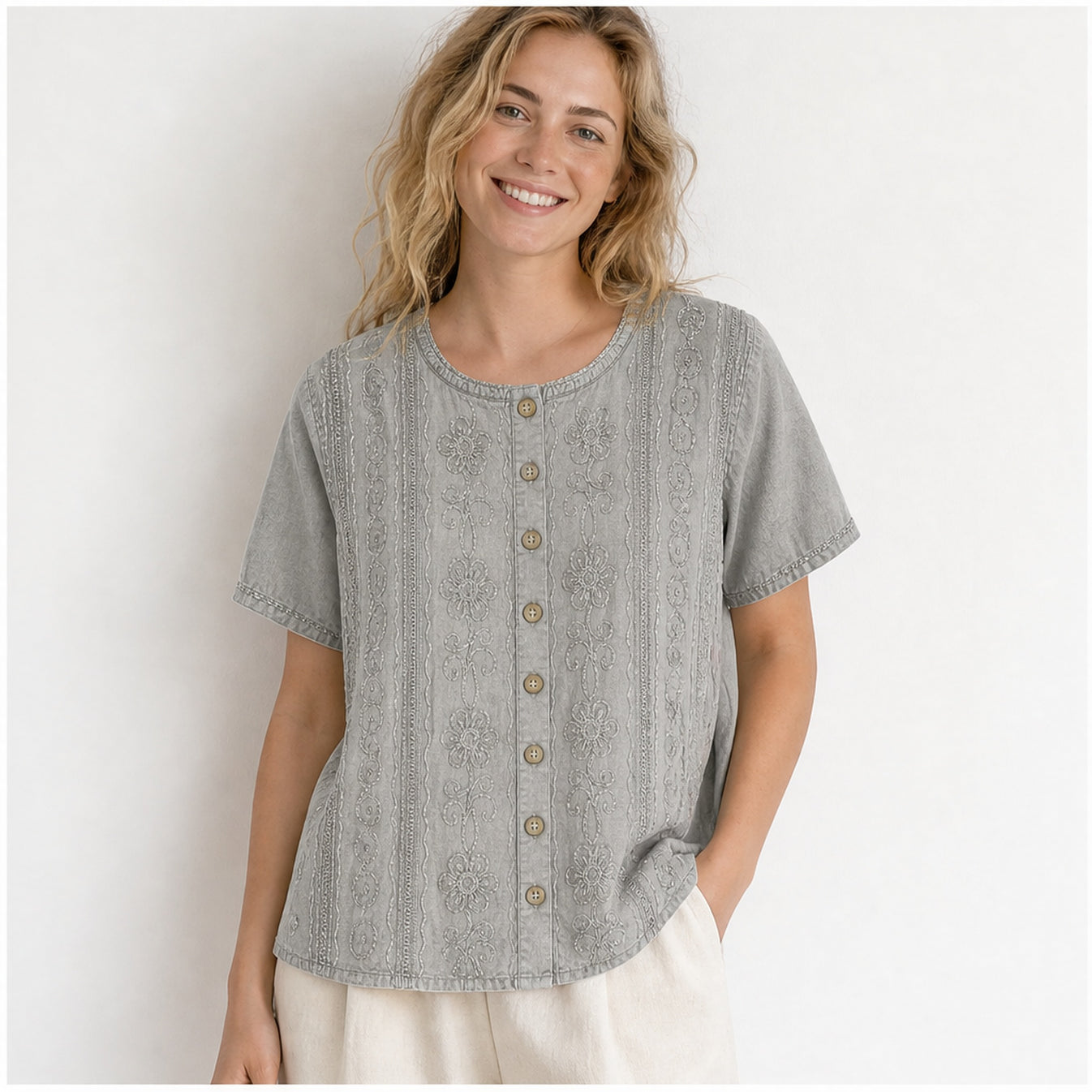 HS Top Handmade India - Meerdere Kleuren - Lichtgrijs - op model