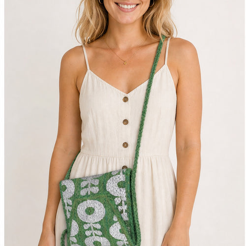 HS crossbody tas Groen Wit Kralen - gedragen op model