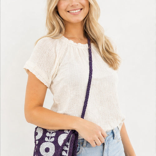 HS crossbody tas Paars Kralen - gedragen op model