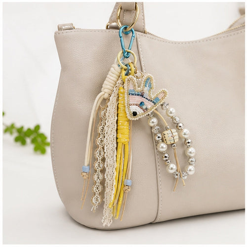 HS Fashion Tassenhanger - Beige design 43 - Beige design 43 - on model