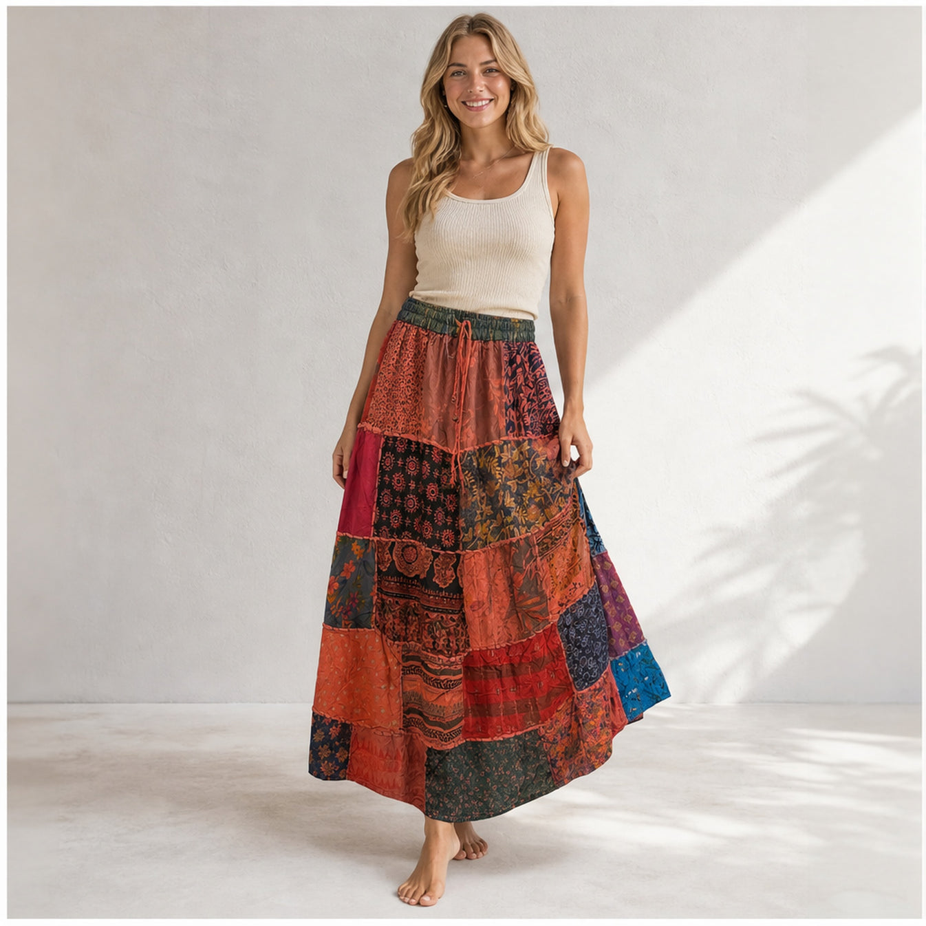 HS Rok Patchwork - Handmade in India - Rood/Oranje Patchwork - op model
