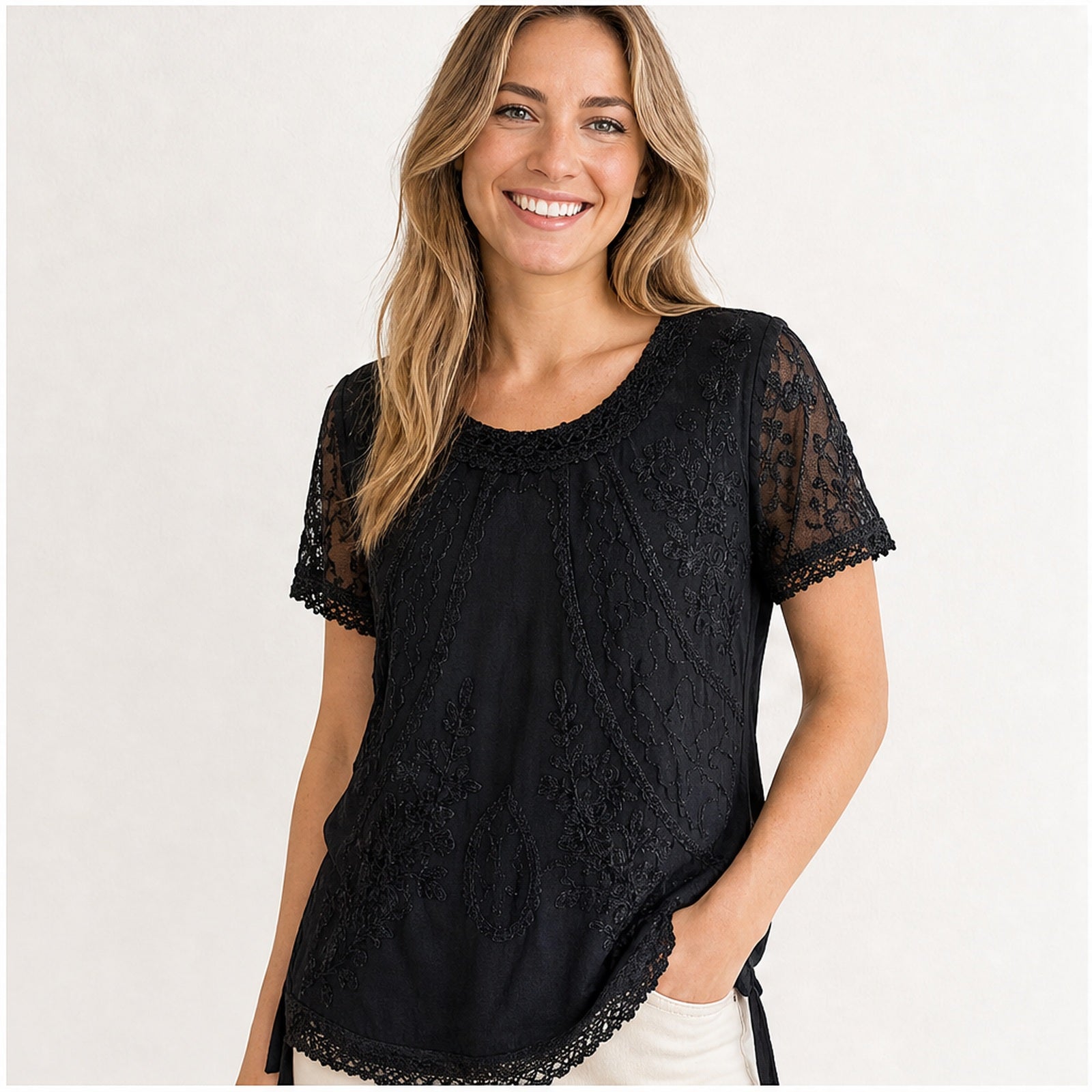 HS Shirt - Meerdere Kleuren - Zwart Borduursel - op model
