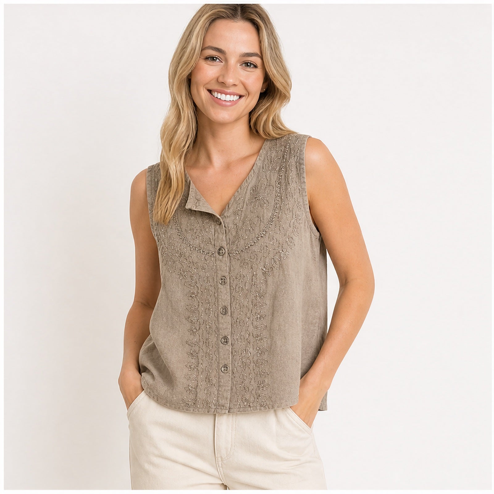HS Mouwloos Shirt - Meerdere Kleuren - Taupe Borduursel - op model