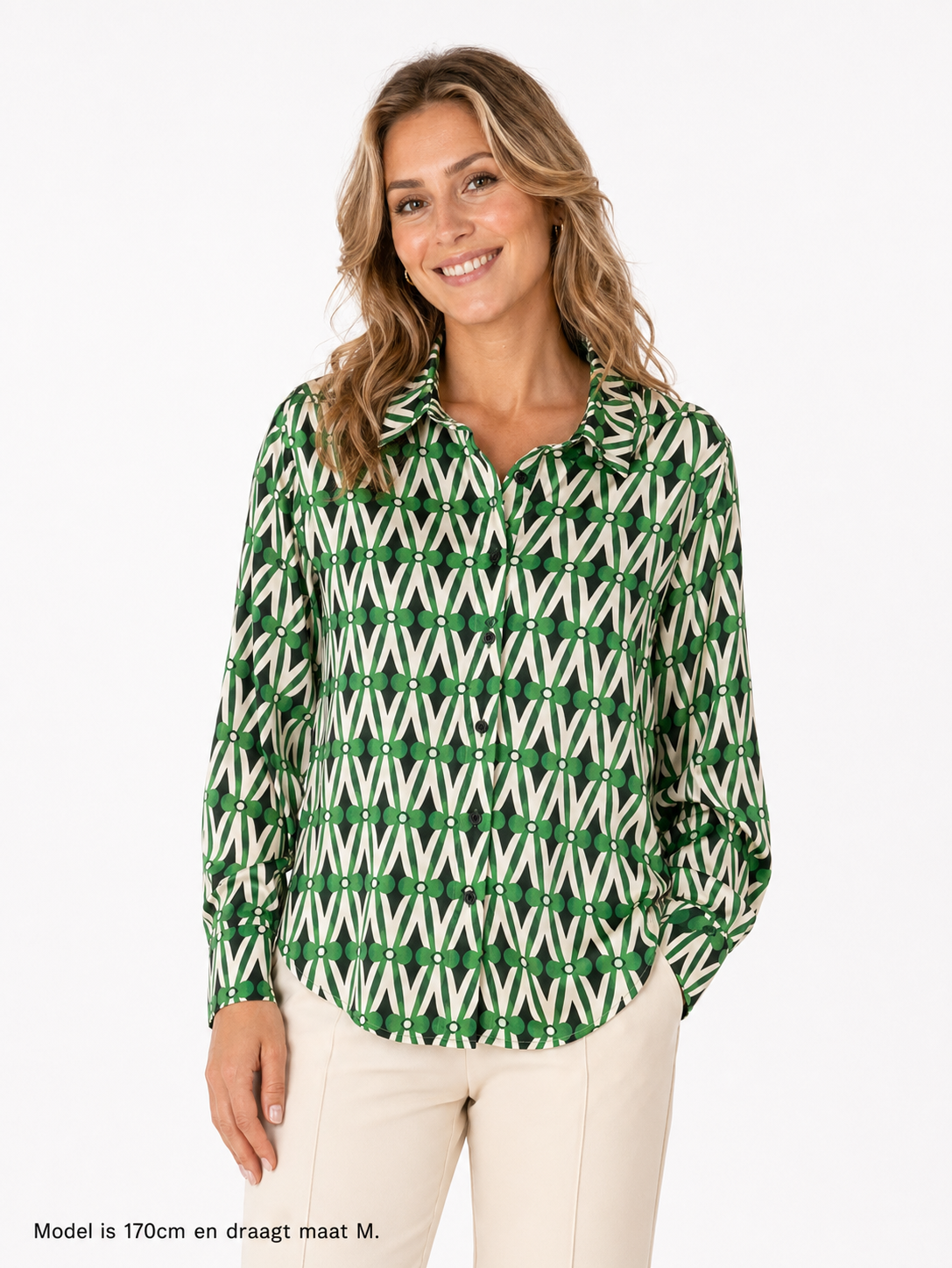 Vegas blouse abstracte print - Op model vooraanzicht