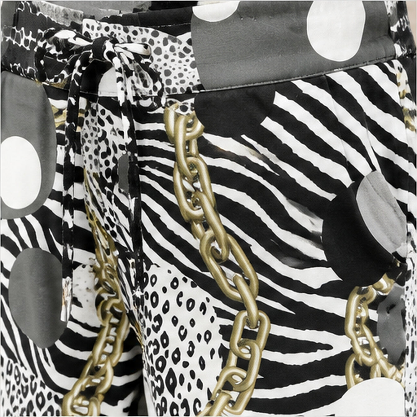 Angelle Milan 7/8 Broek Travelstof - Prints - Black White Animal Chain - detail