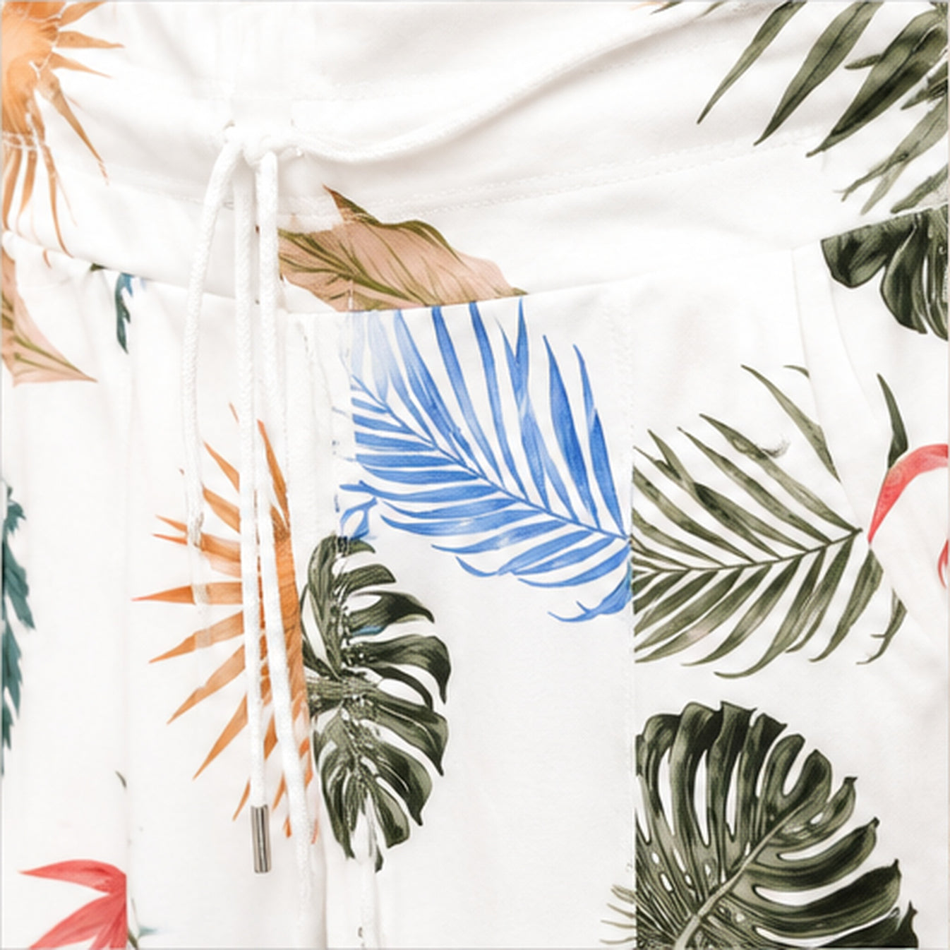 Angelle Milan White Tropical Leaf - detail
