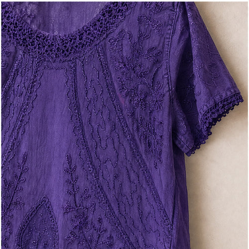 HS Shirt - Meerdere Kleuren - Paars Borduursel - detail van stof, borduursel en mouw