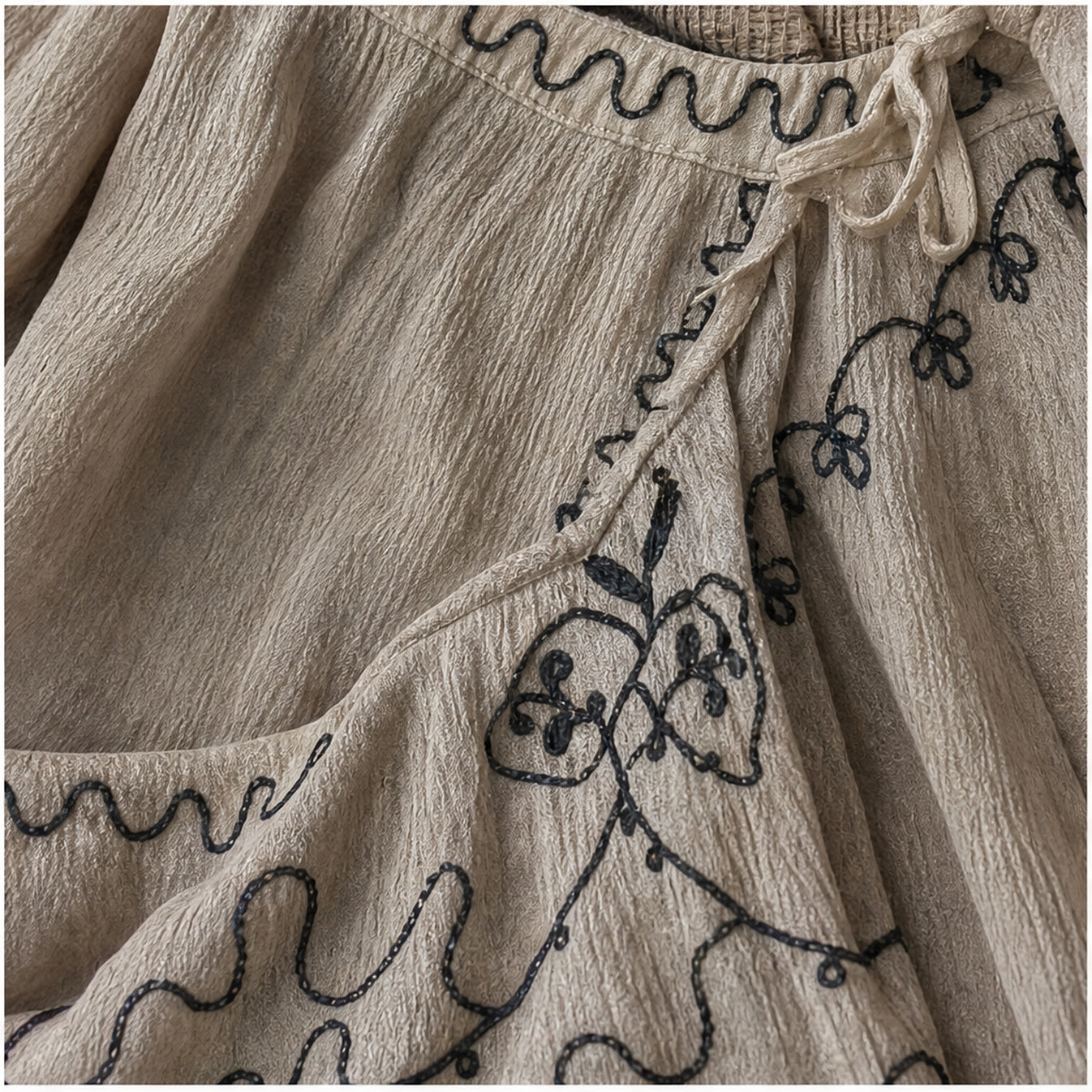 HS Rok Handmade in India - Meerdere Kleuren - Taupegrijs - borduursel en stofdetail