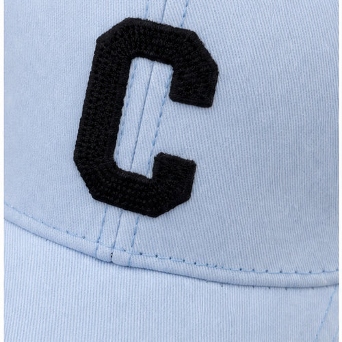 HS petje Lichtblauw Zwarte C Patch - detail van materiaal en afwerking