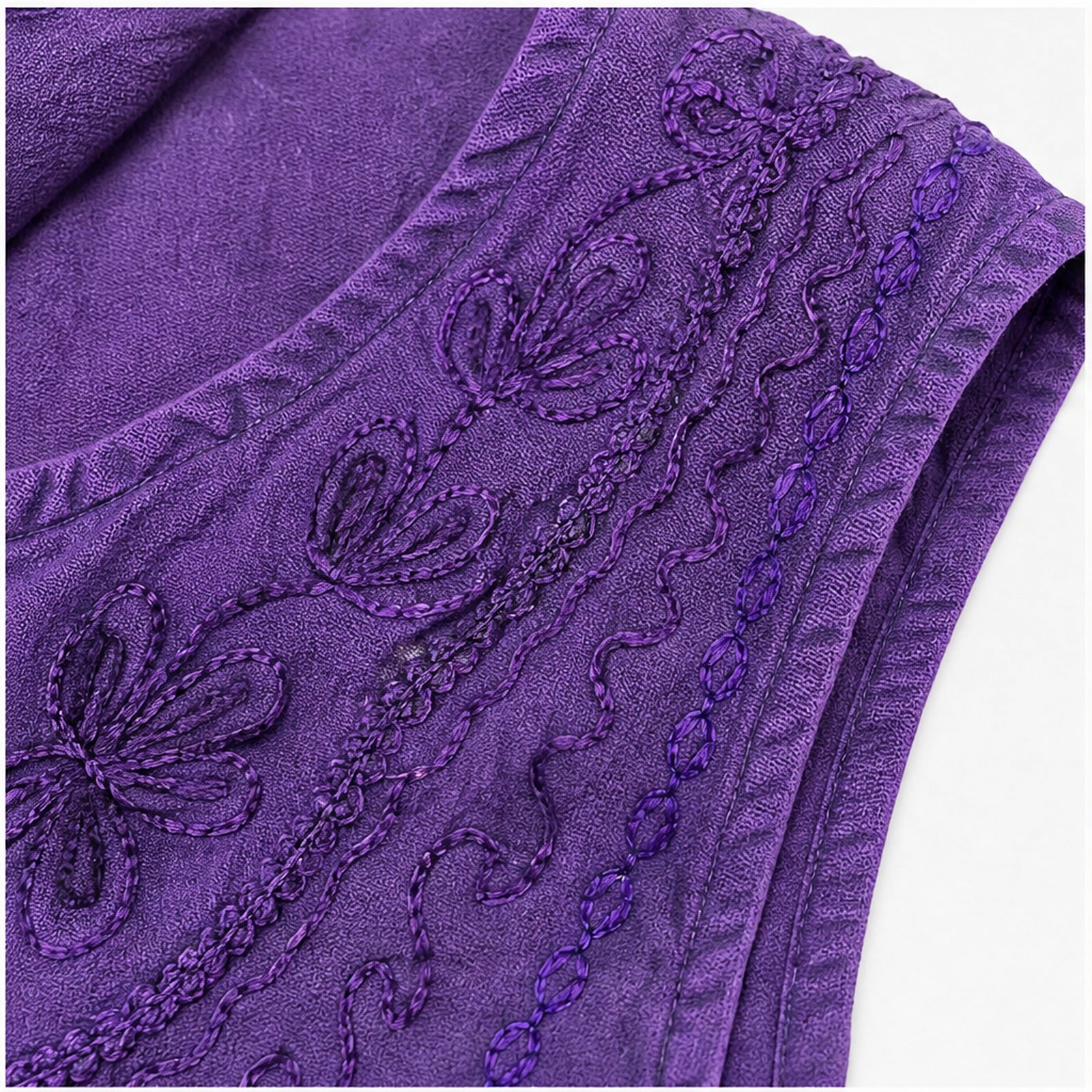 HS Mouwloos Shirt - Meerdere Kleuren - Paars Borduursel - detail van stof, borduursel en mouw