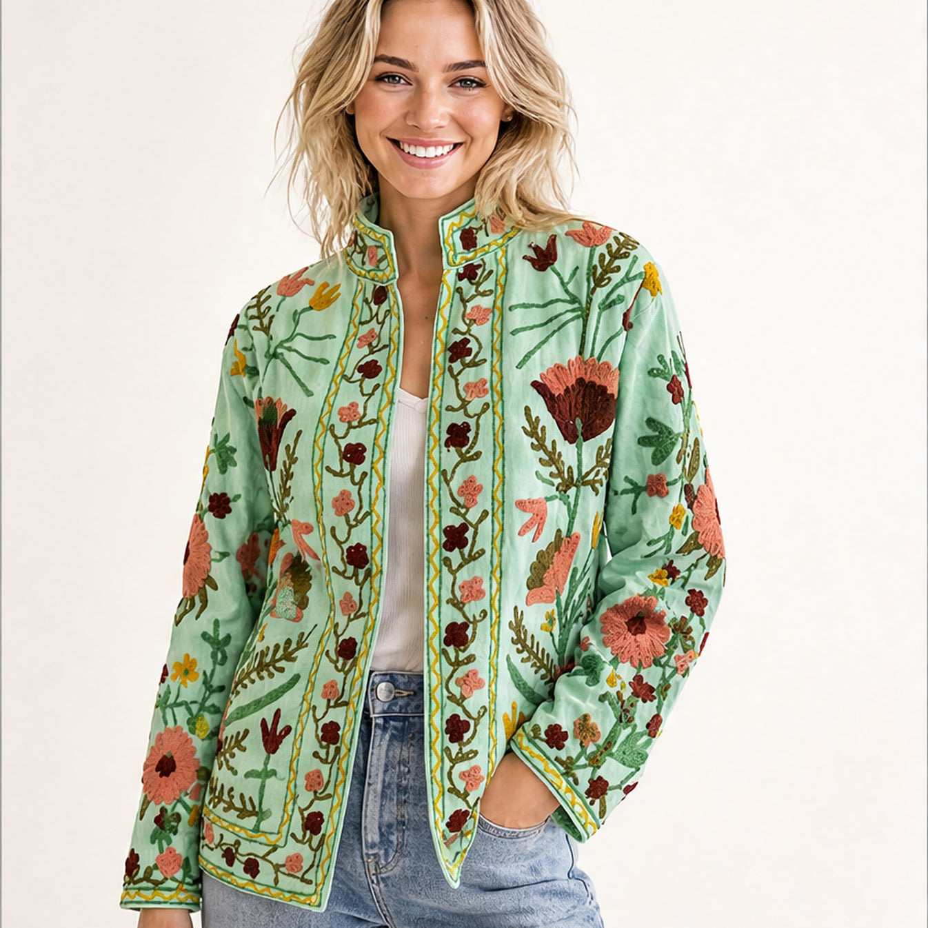 HS Luchtige Katoenen Damesjas Mintgroen Bloemenprint - One Size - gedragen op model