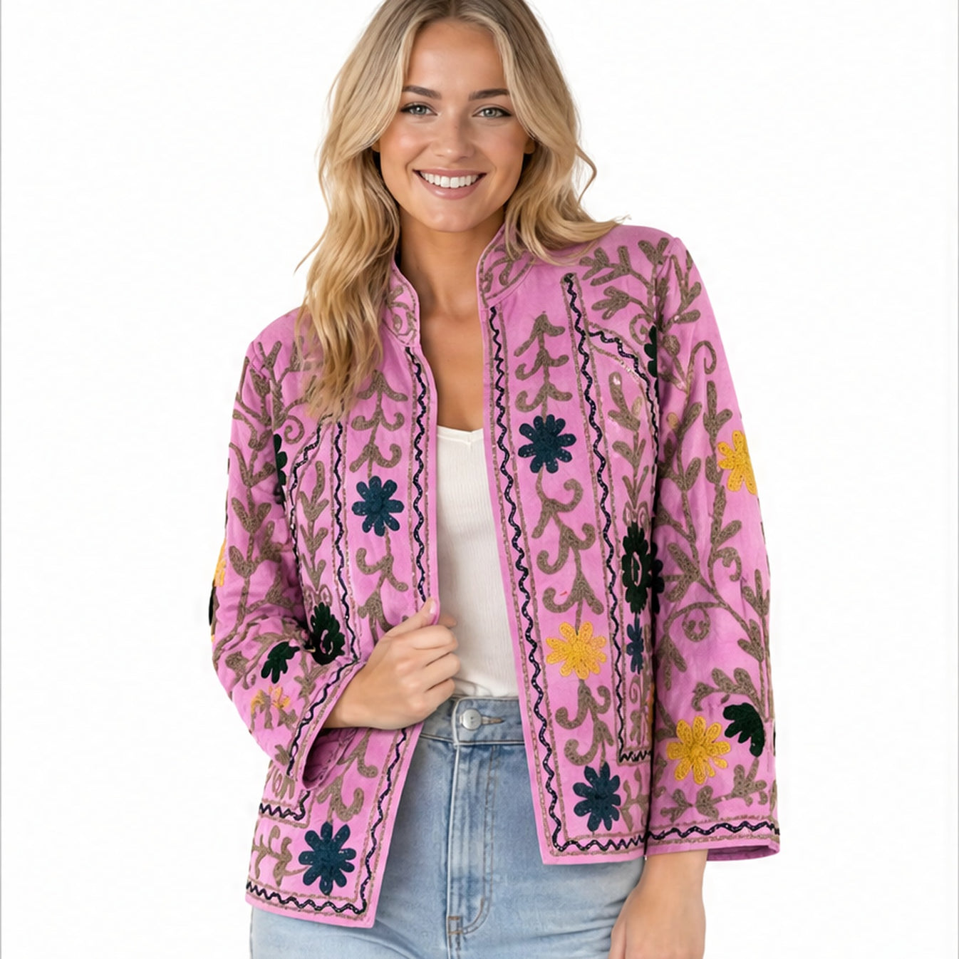 HS Luchtige Katoenen Damesjas Roze Bloemenprint - One Size - gedragen op model