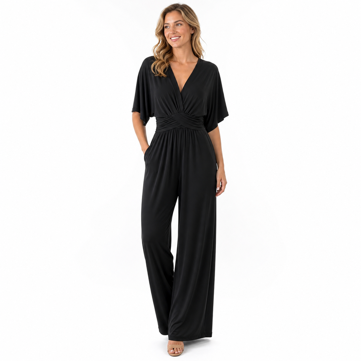 By Swan Jumpsuit - Black V-Neck - Op model vooraanzicht
