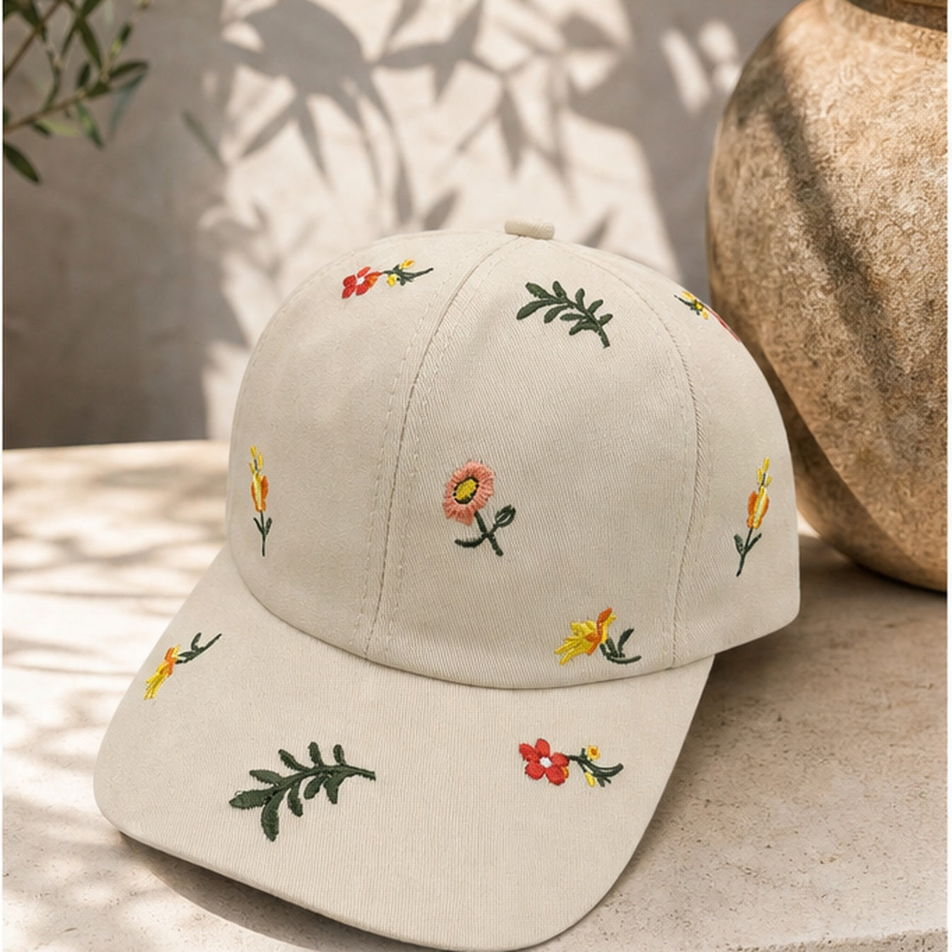 HS petje Creme Bloemen Borduursel - sfeerbeeld