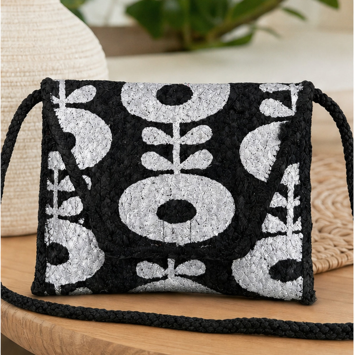 HS crossbody tas Zwart Kralen - sfeerbeeld