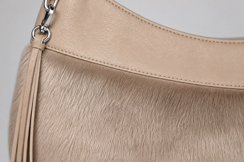 Faux Fur Crescent Tas