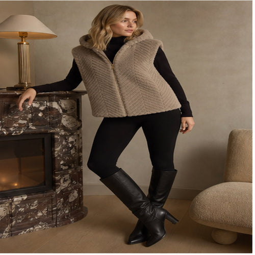 Faux Fur Bodywarmer – Model 40922