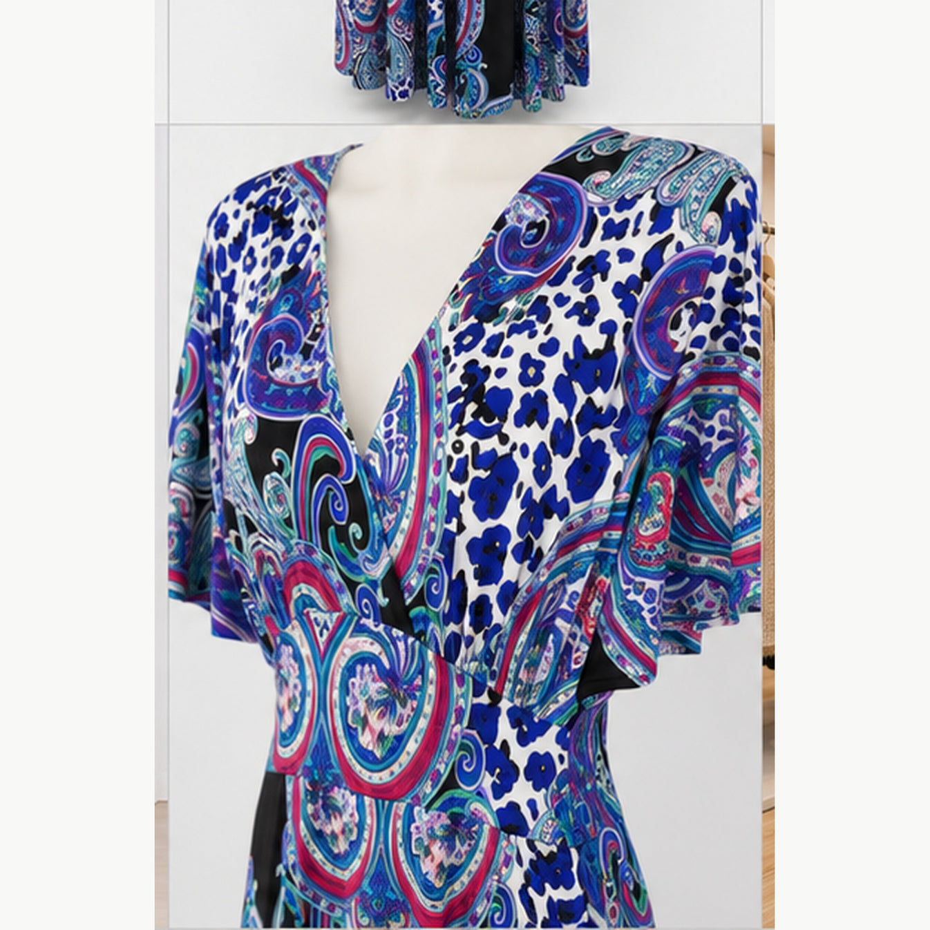Jimi Fei Paris Maxi Jurk Dames - One Size - Blauw Paars Paisley Animal Print - detail