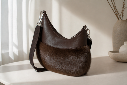 Faux Fur Crescent Tas