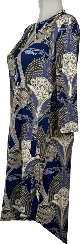 Angelle Milan - Travelkleding voor dames - Print Marine blauw - Ademend - Kreukherstellend - Duurzame zomerjurk - Maat XXL - in 5 maten!