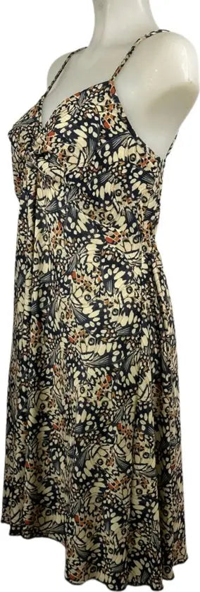 Angelle Milan – Travelkleding voor dames – Beige Vlinderprint jurk met Bandjes – Ademend – Kreukherstellend – Duurzame jurk - In 4 maten - Maat XL