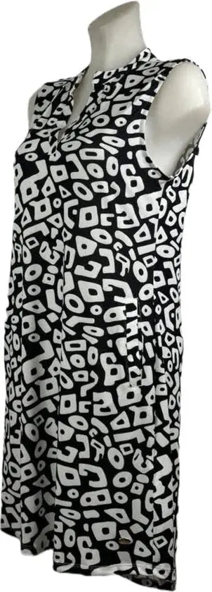 Angelle Milan – Travelkleding voor dames – Mouwloze Zwart/Witte Jurk – Ademend – Kreukherstellend – Duurzame jurk - Mapsy B.V