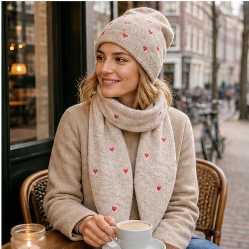 Muts & Sjaal Set met Hartjes