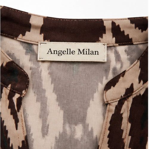 Angelle Milan Travelstof Tuniek - Chocoladebruin Taupe Ikatprint met Zakken