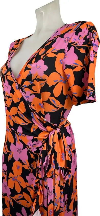 Angelle Milan – travelstof jurk – Roze/Oranje Overslag Jurk – Ademend – Kreukherstellend – Duurzame jurk - Mapsy B.V