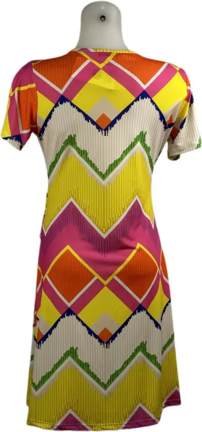 Angelle Milan – travelstof jurk – Geel/Oranje geplooide blokjes Jurk – Ademend – Kreukvrij – Duurzame Jurk - Mapsy B.V
