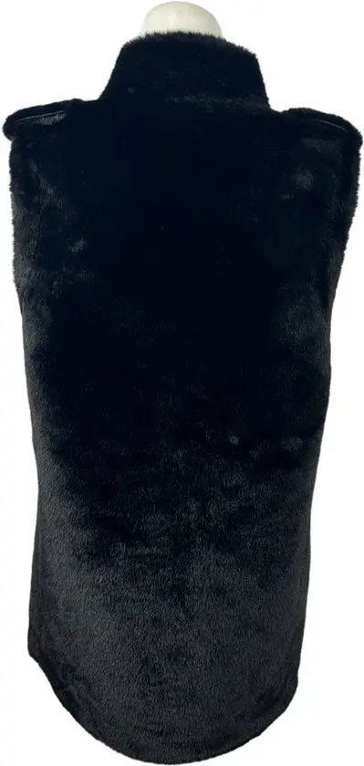 Elegant Mouwloze Faux Fur Mantel met Knoopsluiting - De wintertrend van 2024! Verkrijgbaar in 4 Kleuren - One Size