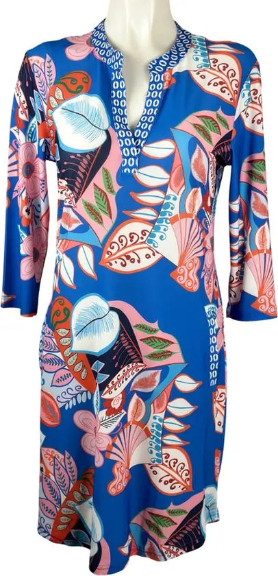 Angelle Milan - travelstof jurk - Blauw/Roze Jurk - Ademend - Kreukherstellend - Duurzame zomerjurk - in 5 maten! - Mapsy B.V