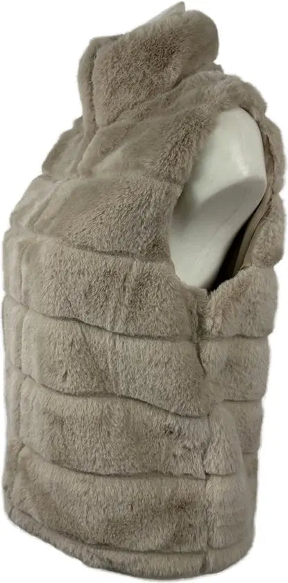 Luxe Zachte Faux Fur Bodywarmer met Ritssluiting en Steekzakken - De Wintertrend van 2024 - In 6 Kleuren - One Size