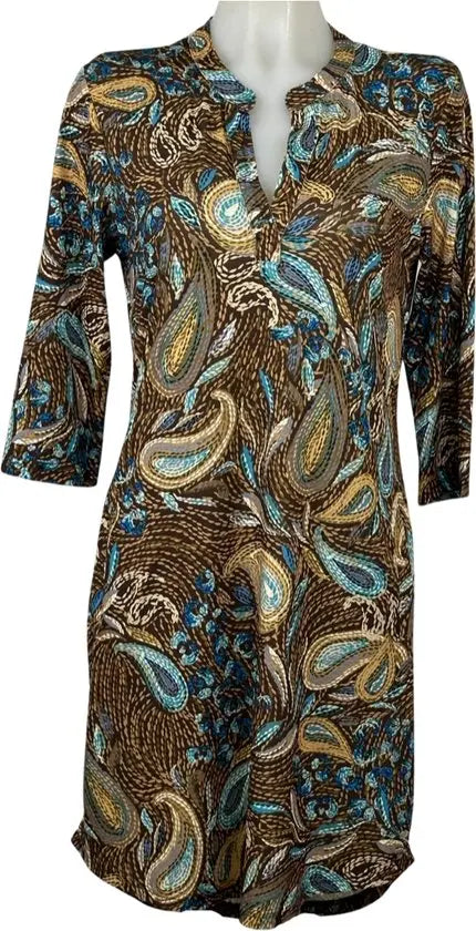 Angelle Milan - travelstof jurk - Multikleur pauw blauw/geel - Ademend - Kreukherstellend - Duurzame zomerjurk - in 5 maten! - Mapsy B.V