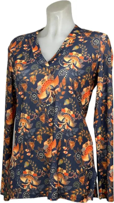 Angelle Milan – travelstof blouse – Navy Oranje bloemen blouse – Ademend – Kreukvrij – Duurzame Blouse - Mapsy B.V