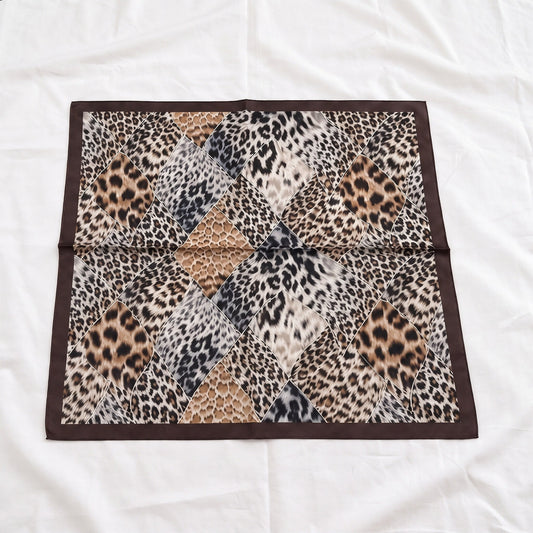 Satijnen Sjaal 70x70 - Luipaard Ruitenpatchwork