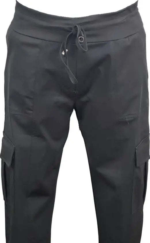 Stella Moretti – travelstof broek voor dames – Cargo Zwart Broek – Ademend – Kreukherstellend – Duurzame Broek - Mapsy B.V